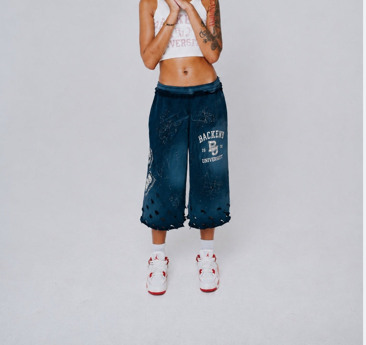26’ FALL SEMESTER 3/4 SHORTS (NAVY)