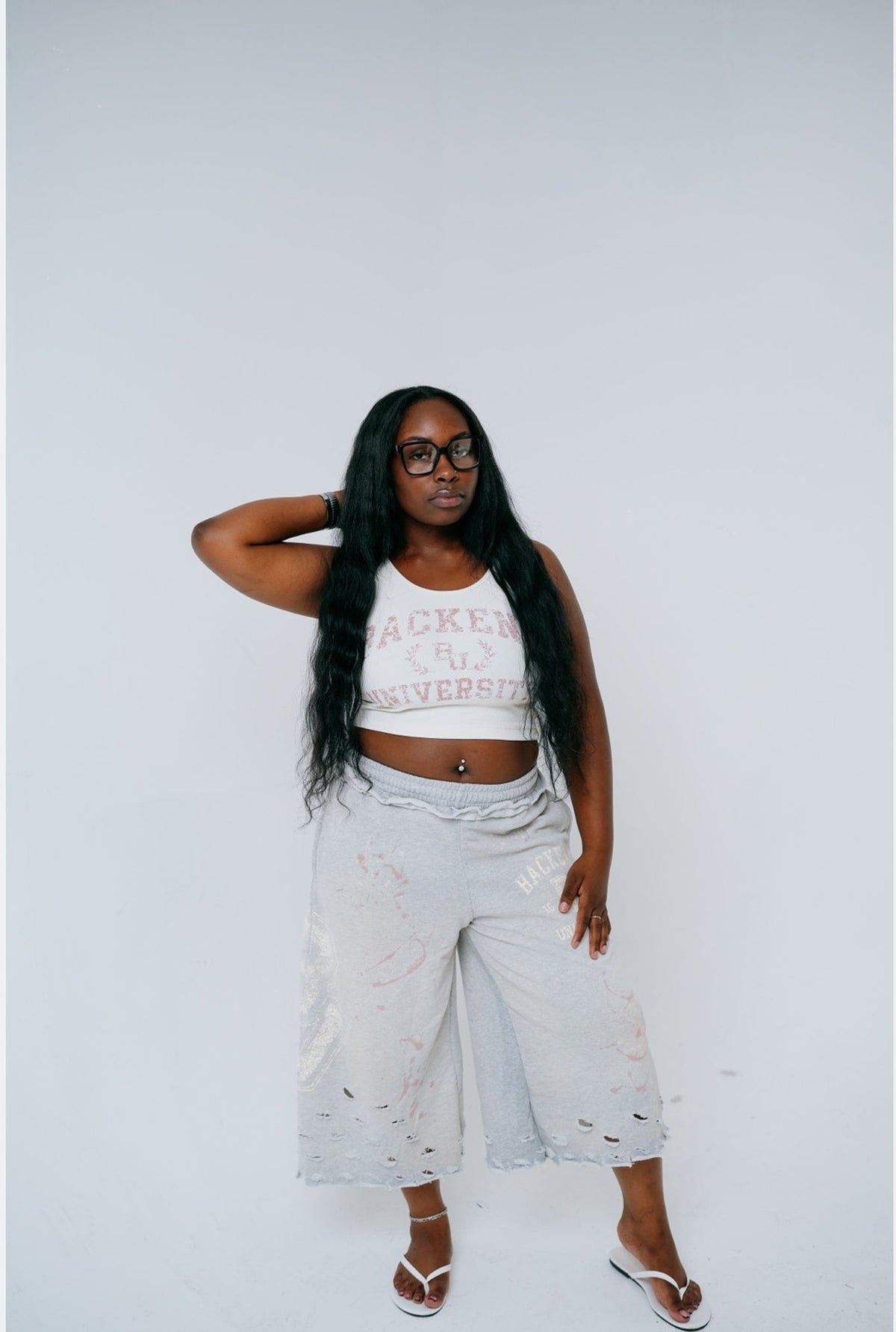 26’ FALL SEMESTER 3/4 SHORTS (GREY)